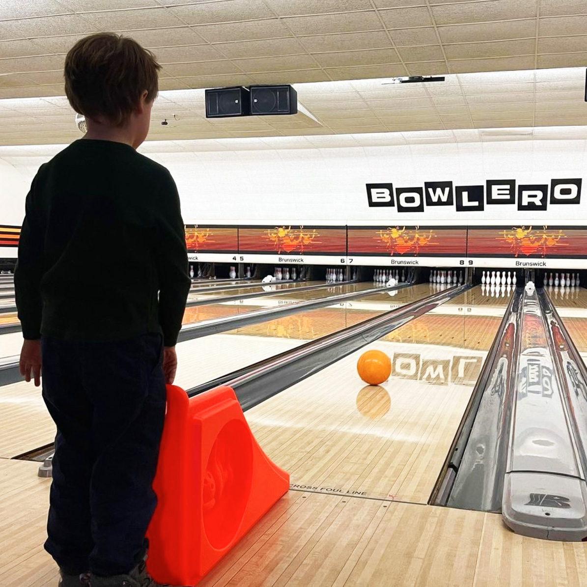 Child Bowling - Bowlero Lanes & Lounge, Royal Oak
